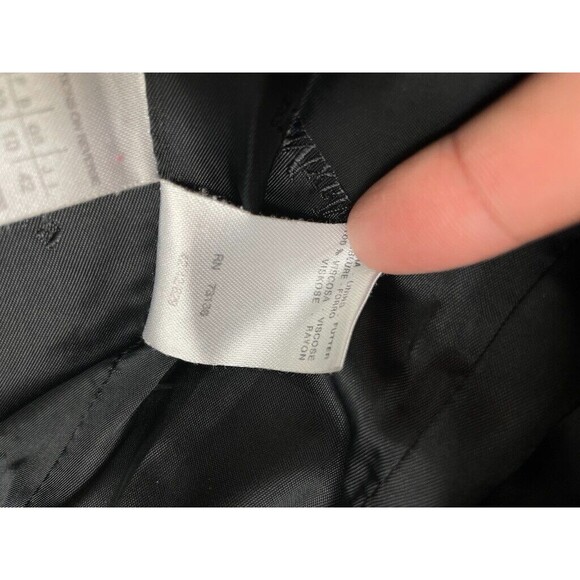 MaxMara Wome's Black Wool Pea Coat Three Buttons Size 8 - Picture 10 of 16